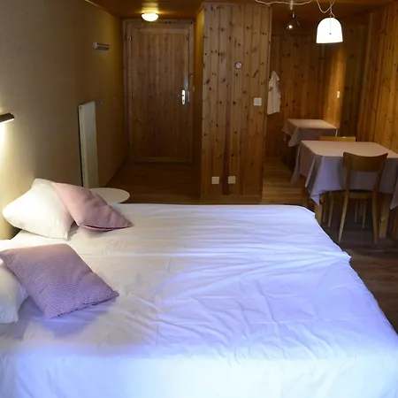 Studios Du Valsorey Bourg-Saint-Pierre Room photo